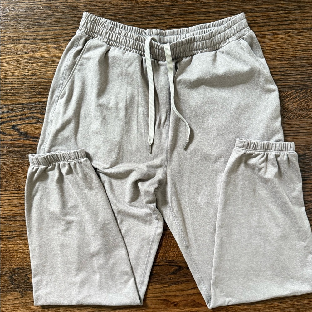 Vuori Boyfriend Jogger Pants